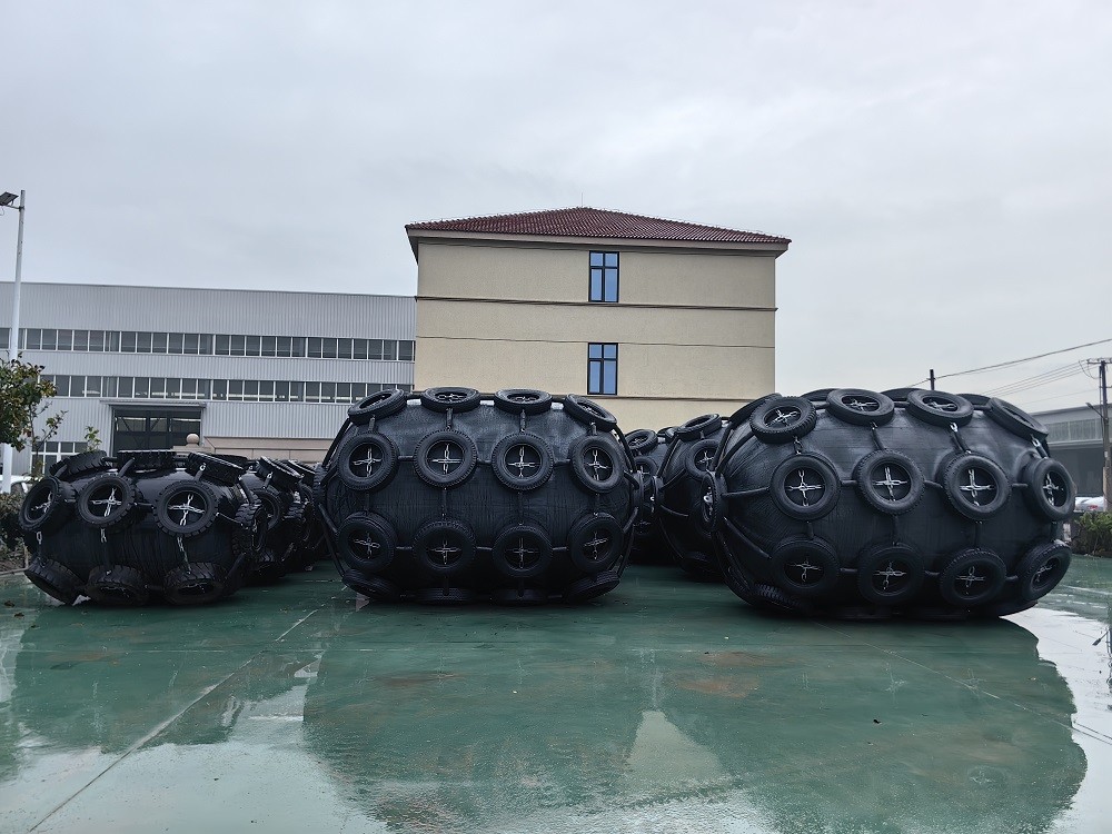 High-Quality And Affordable Marine Ship Pneumatic Rubber Fender