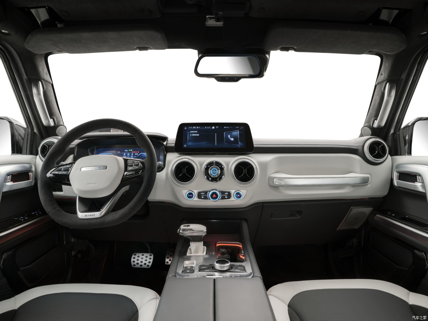Bj40 Large SUV 2.0T 163ps 120kw 380nm Fuel Petrol Car 8at Beijing Automatic LED Electric Leather Multi-function Left