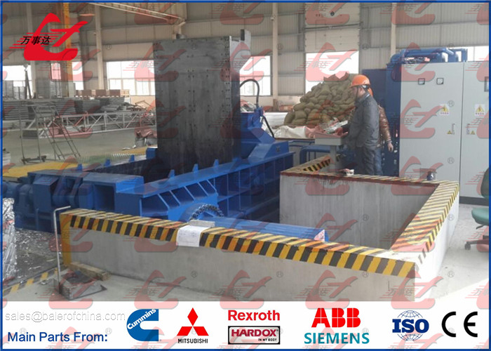 Manually Operated Hydraulic Metal Scrap Baling Machine 200 Ton Three Ram Baler