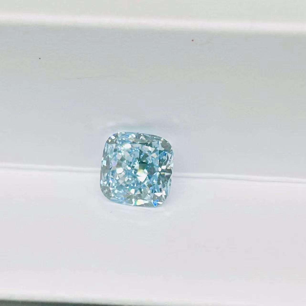 Large Size Vivid Synthetic CVD Lab Grown Blue Diamonds 5.3ct Cushion Cut
