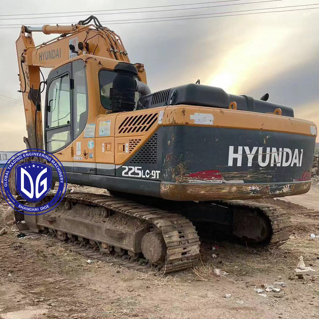 20 Ton Excavator Used Hyundai Model 225 Used Excavator With Good Condition