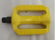 Quality Yellow Lightest Mtb Flat Pedals Slip Resistance Long Service Life wholesale