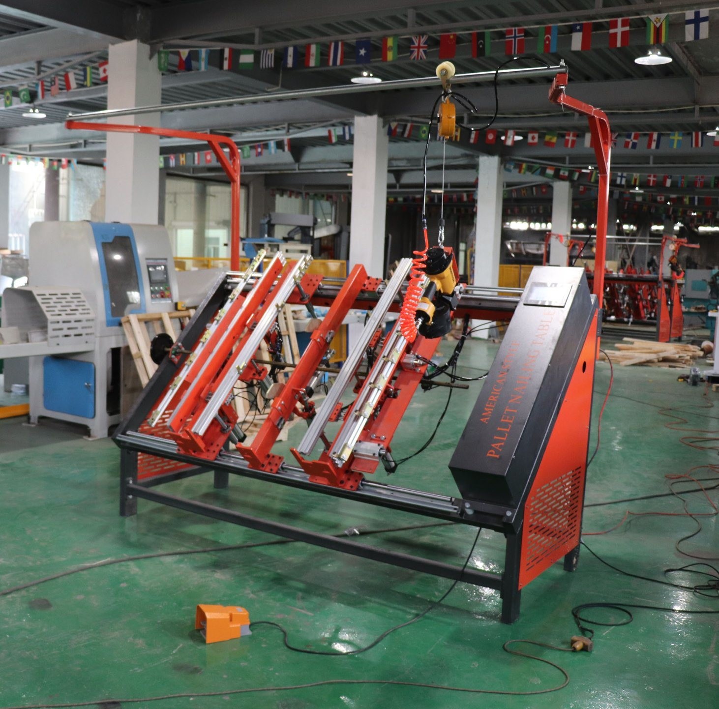 Pneumatic USA Type Wood Pallets Nailer Wood Pallet Making Machine Stringer Wood Pallet Nailing Machine