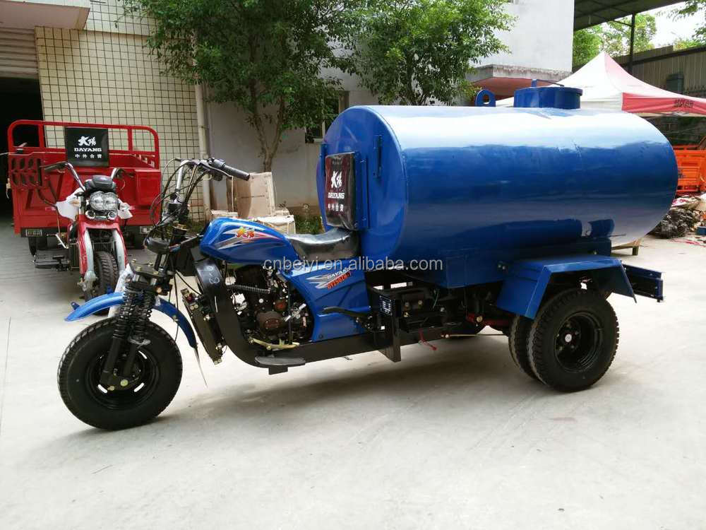 1 Reverse Gearshift Water Tank Tricycle for Fire Protection and Cargo Delivery