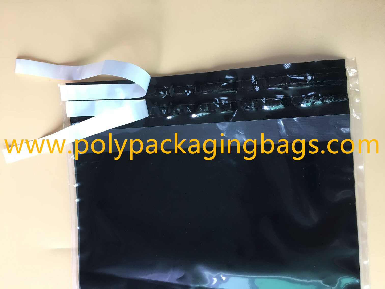 Shipping Plastic Bags For Clothes 29 Cmx 40cm Self Adhesive Black Color