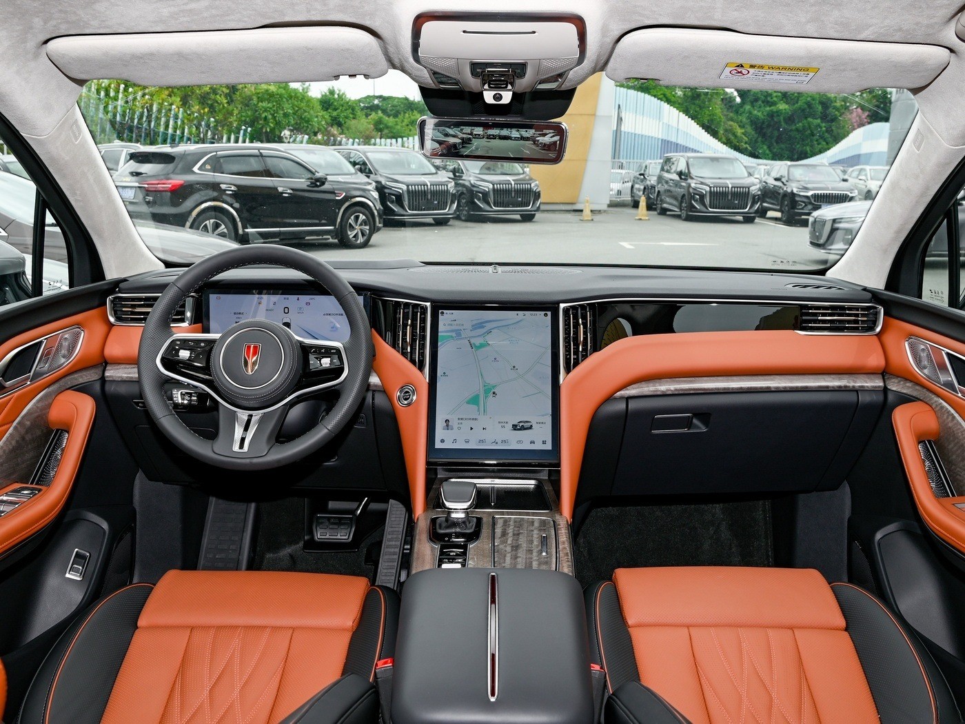 Hongqi HS7 2024 Medium Large SUV 8 Speed Automatic Manual Transmission Electric Sedan With 5 Seaters
