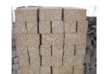 Yellow Natural Paving Stones Cube Custom Surface Finishing 104hsd Hardness