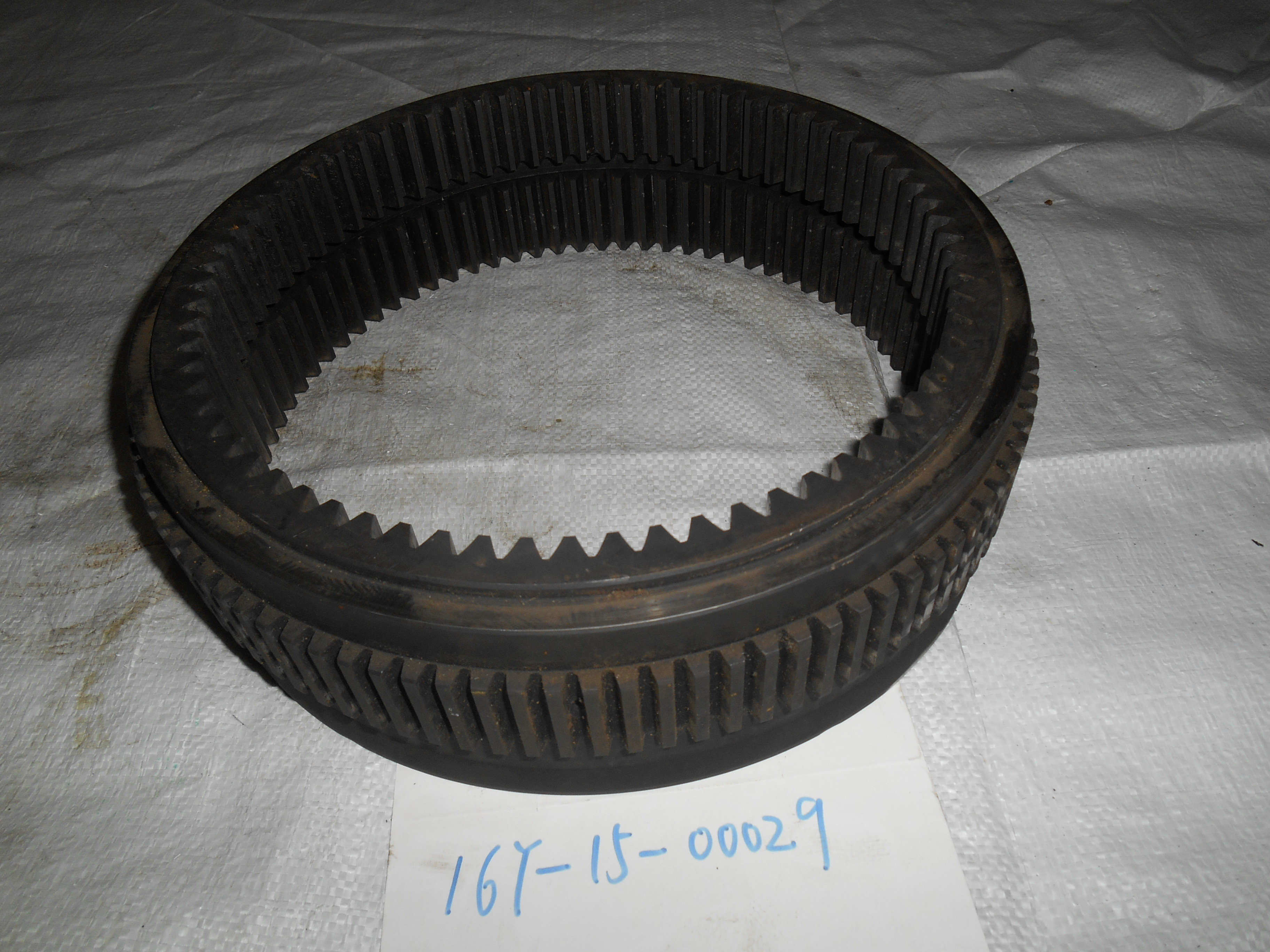 16Y-15-00029 (2) ring gear bulldozer parts for B230 B230 B160