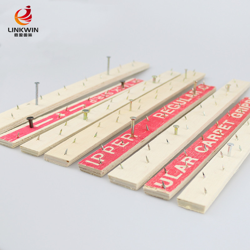 Different size and types of nails easy assembled wood carpet gripper for house installing