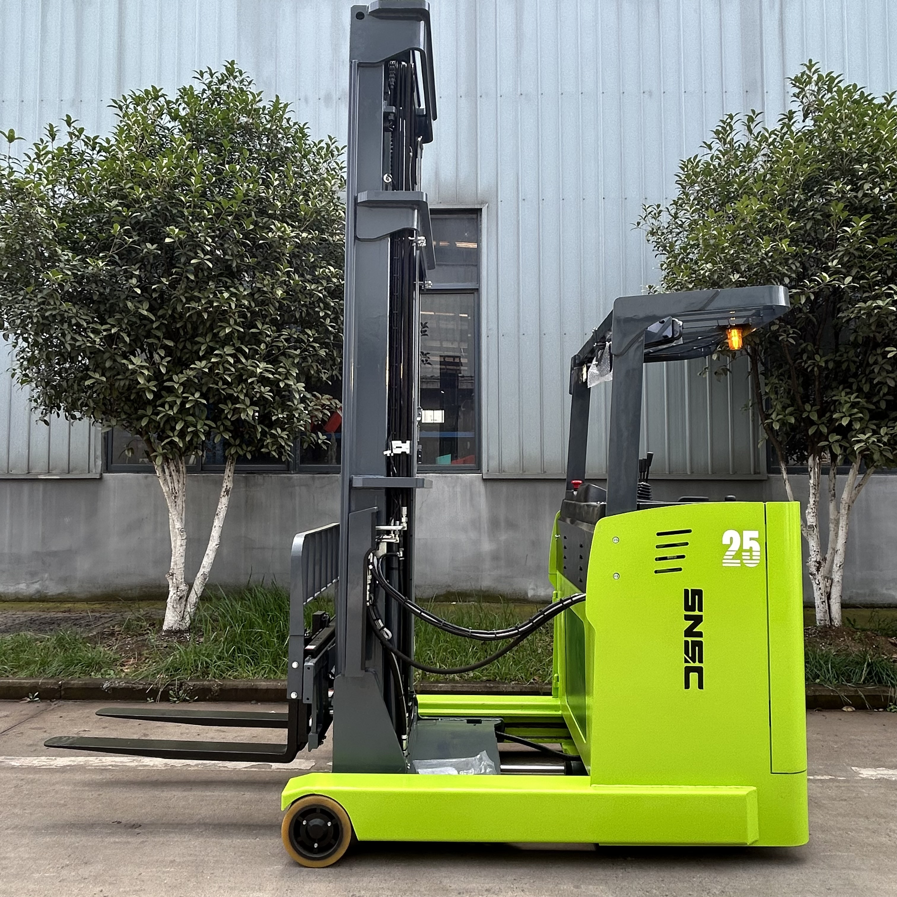 2 ton 2.5 ton Electric Reach Truck with 8m 9m 10m Triple Mast and Fork Width 122MM