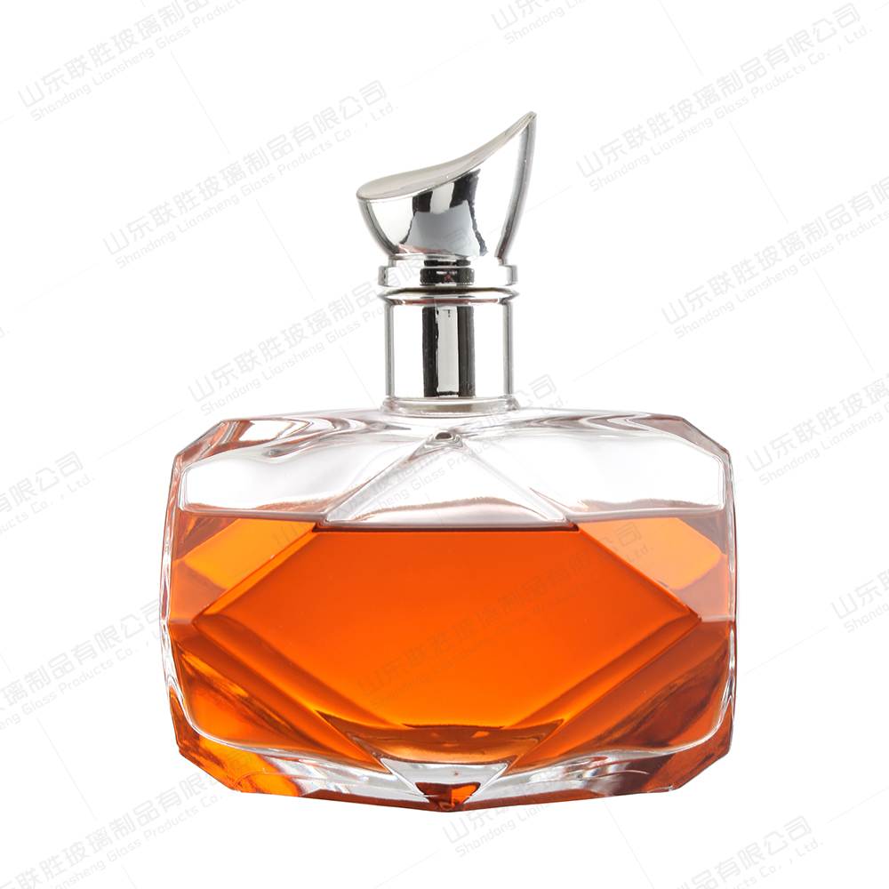 350ml Hand Carved Fire Polish Crystal Shape Glass Whiskey Bottle With Stopper Handmade