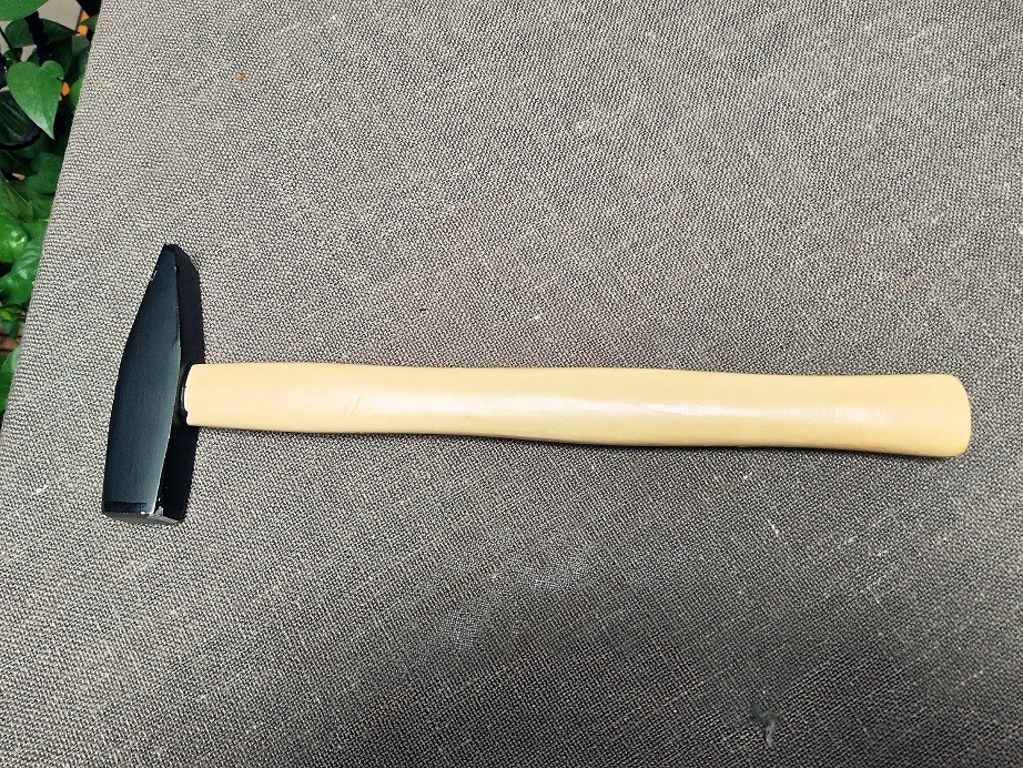 200g Machinist hammer(XL-0104) with Bleach wooden handle,painted surface and good price