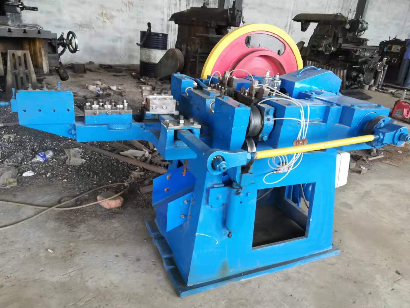 Automatic high speed nail making machine