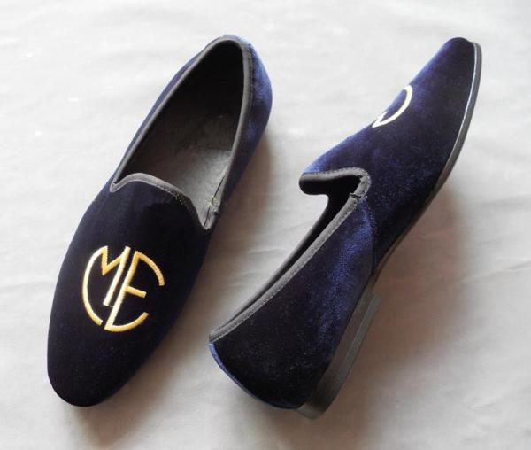 Stylish Embroidered Mens Blue Suede Loafers , Elegance / Fashion Velvet Slip On