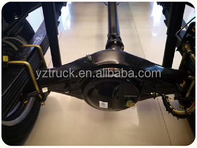 Small Dongfeng 4x2 Mini Diesel Light Cargo Pickup with 2t Capacity and Half a Row Seat
