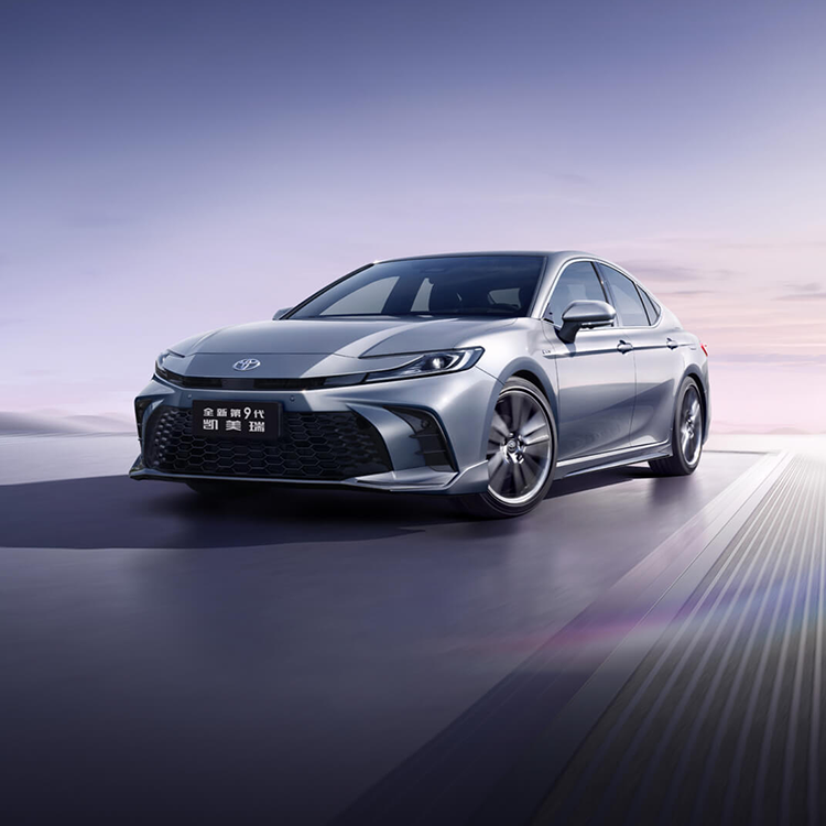 Fast Shipping and Sedan Level 2024 Toyota Camry 2.5G Petrol Cars with Customized Features