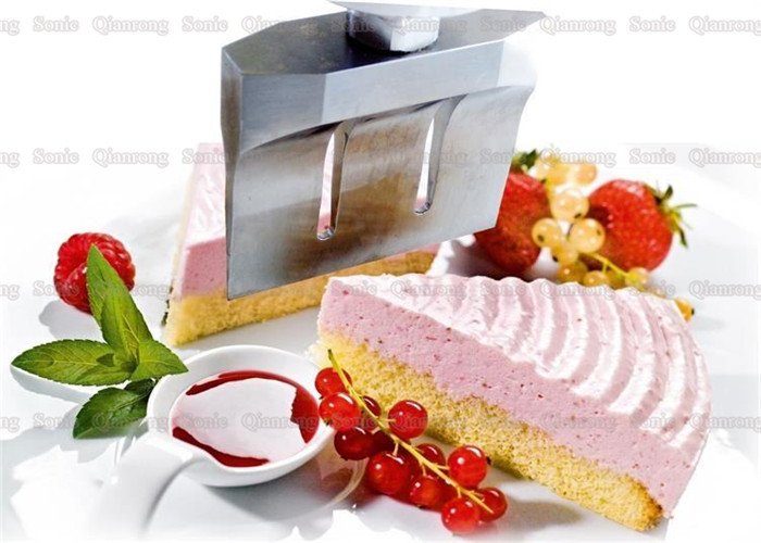 Customized 35Khz Ultrasonic Food Cutting Machine With Titanium Blade