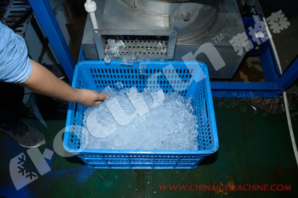 5 Ton Ice Tube Making Machine with Refcomp Compressor and Video Outgoing-Inspection
