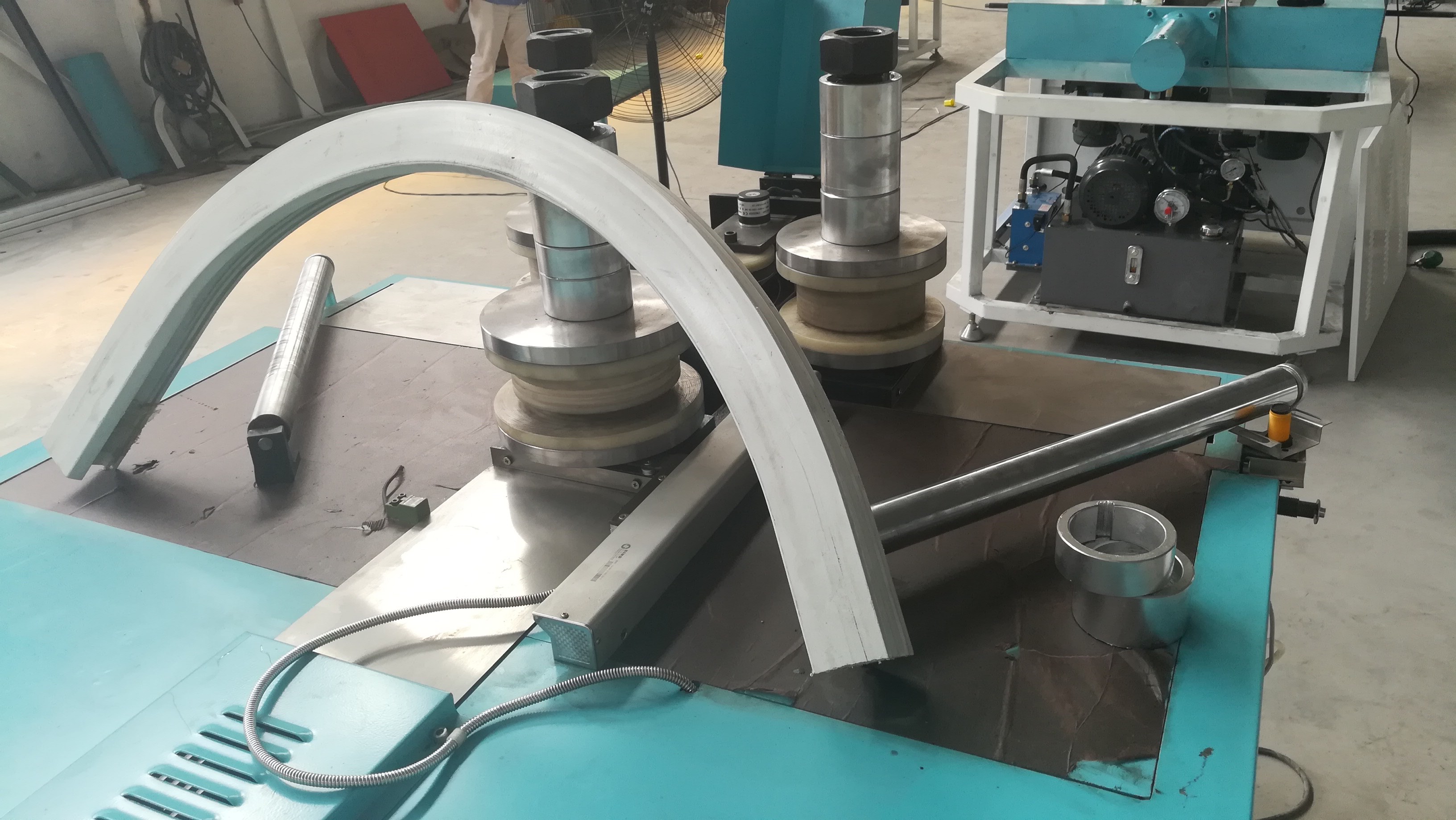 window bending/upvc window bending/arch window bending/arch making machine.