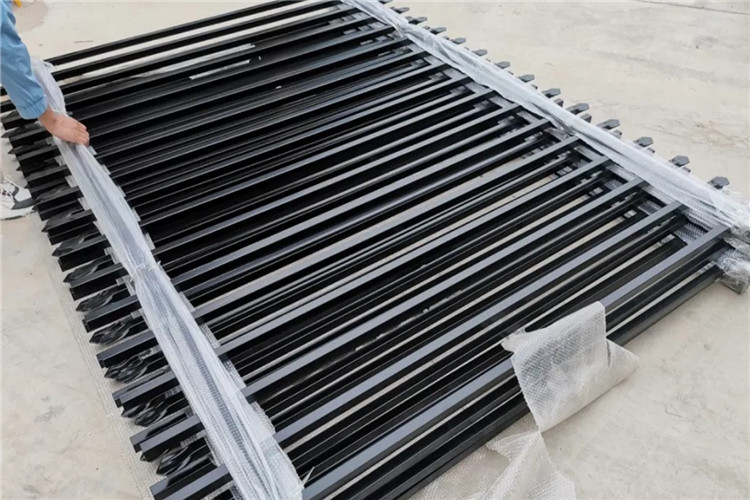 Villas 50x50mm Tubular Steel Fence Galvanized Metal Panel Iron Wire Mesh Ornamental