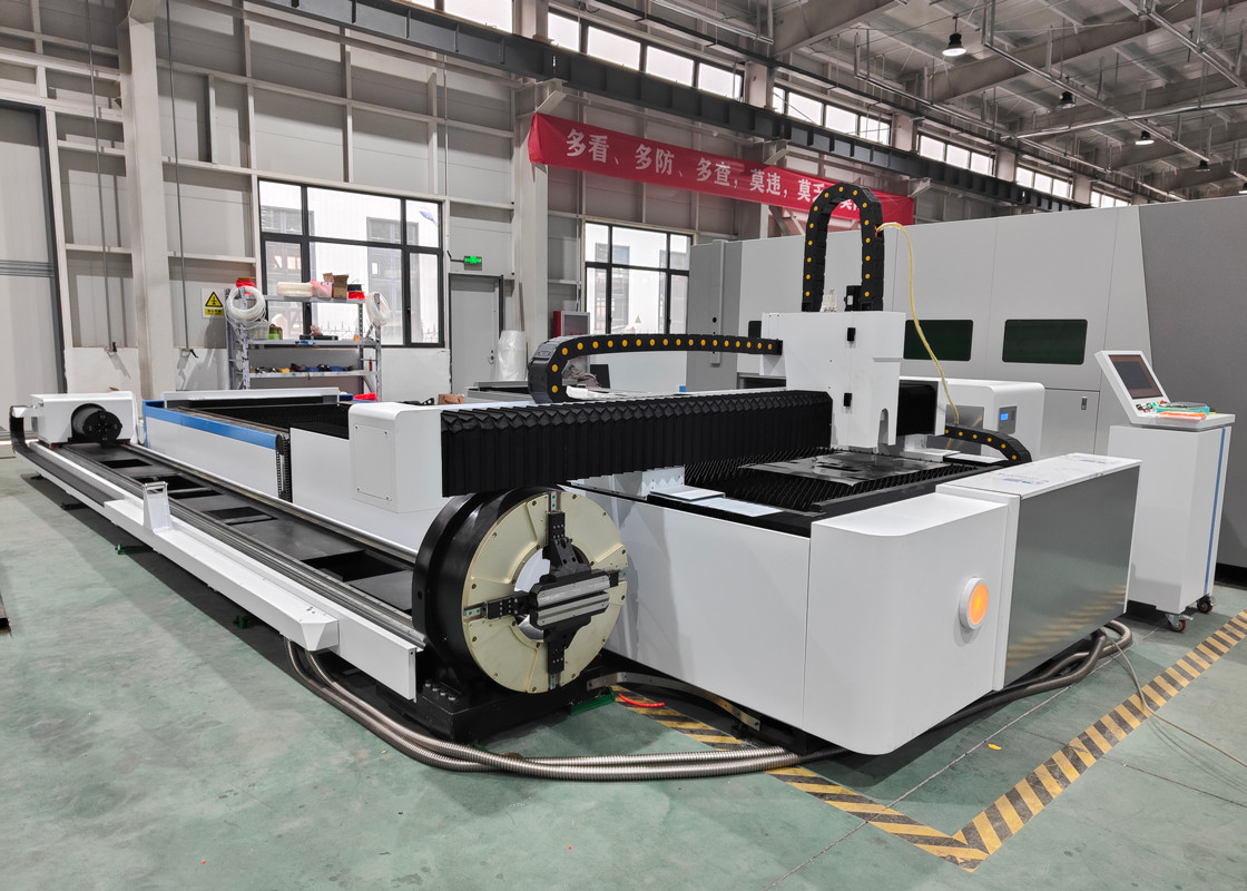 CNC Laser Cutting Machine Metal 3015 6KW Router Tube & Plate Laser Cutting Machine