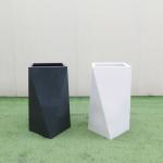 Community L407xW407xH1042mm Black Metal Plant Pot