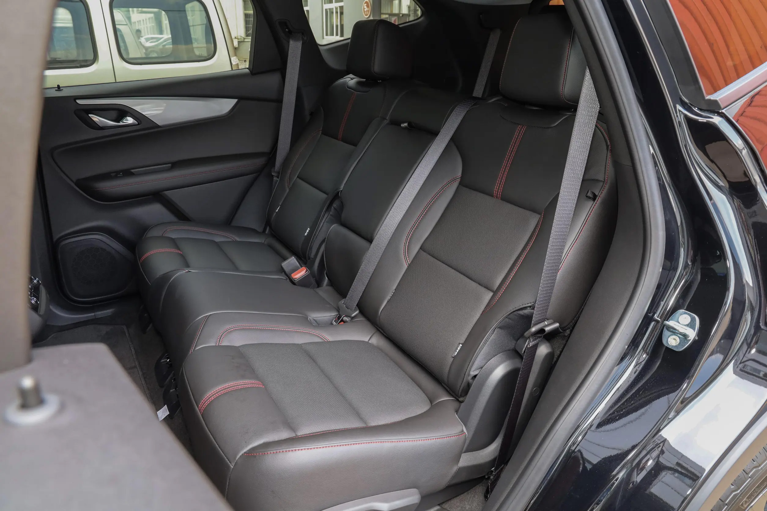 Chevrolet Blazer Midsize and Large SUV High Speed Electric Driver's Seat Adjustment 80-120L Fuel Tank Capacity Used Car
