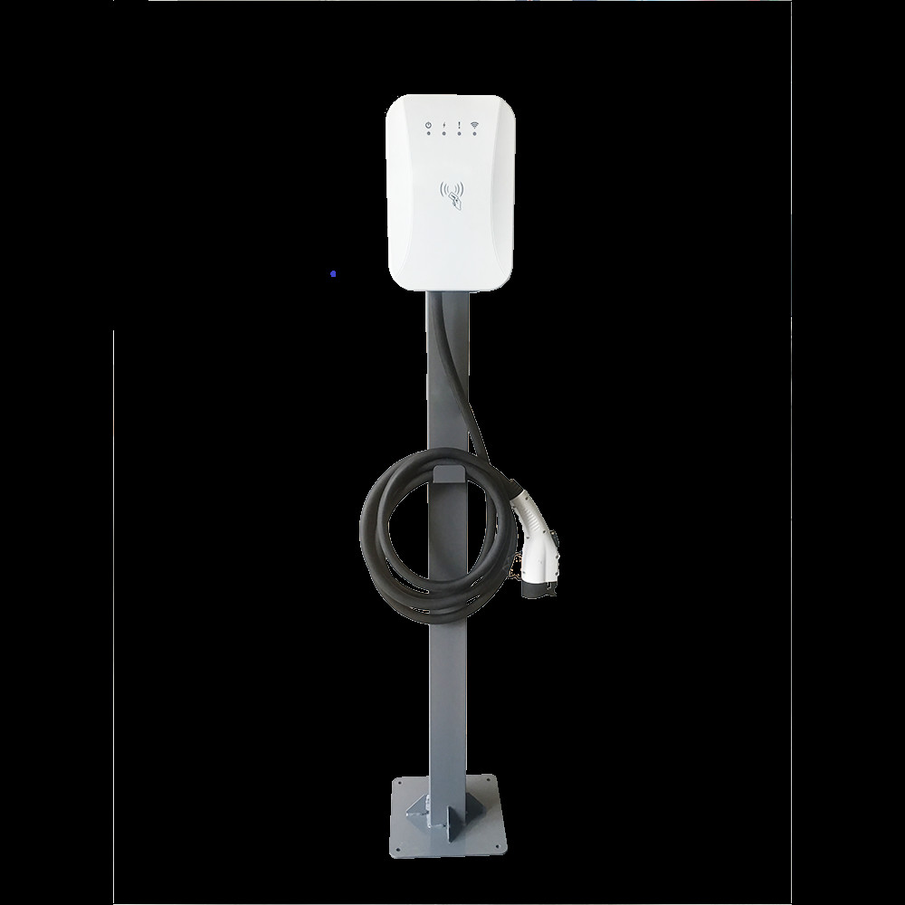 Type2 Electric Vehicle Wall Mounted EV Charger With Socket