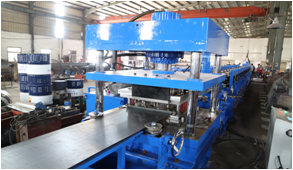 Galvanized W Beam Highway Guardrail Beam Roll Forming Machine Hydraulic Decoiler