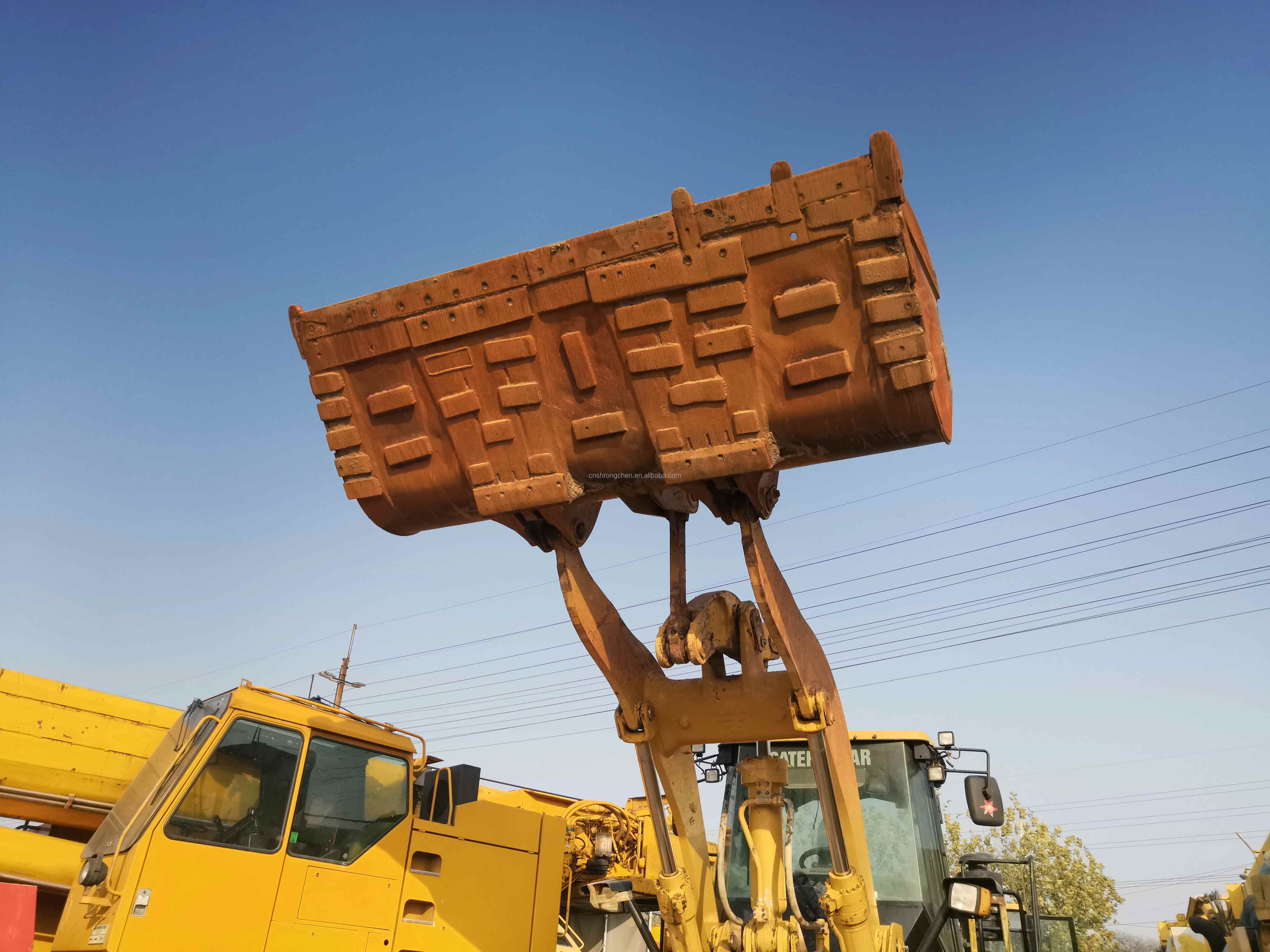 Multimedia System Used HINO 6*4 Heavy Duty 700 Dump Truck for Heavy Construction