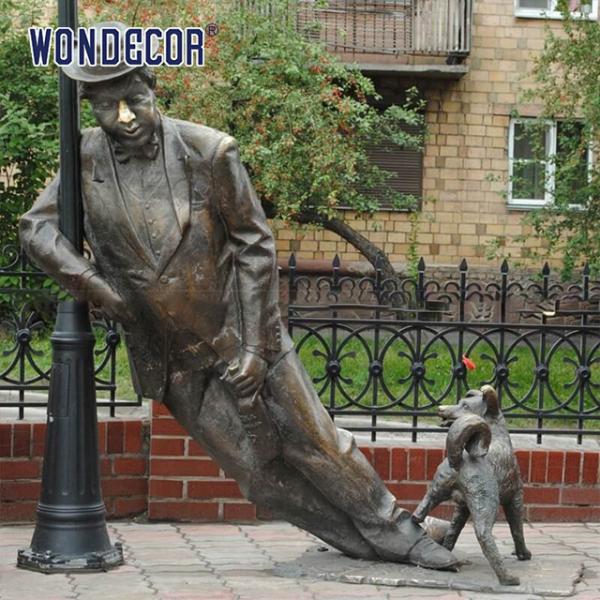 Outdoor Street Copper Garden Sculptures Art Drunkard Leaning Against A Street