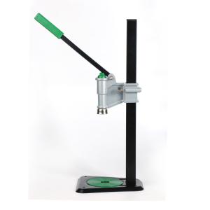 Quality Soft Drink Benchtop Bottle Capper , Kitchen Beer Bottle Crimper Long Lasting Metal wholesale