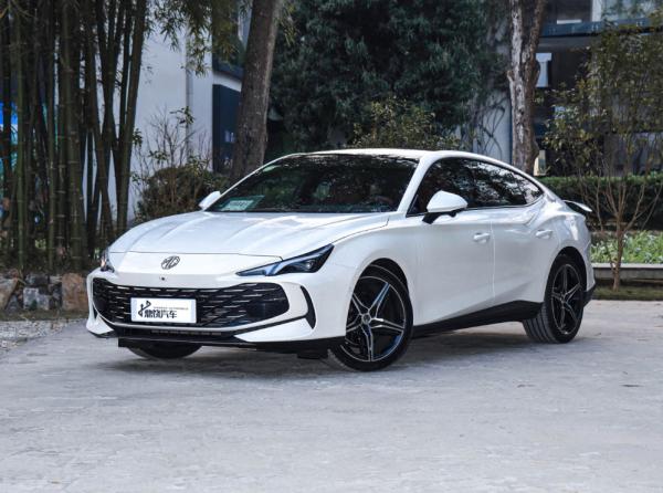 138Kw 1.5T Auto Sedan MG7 High Speed Gas And Petrol Cars