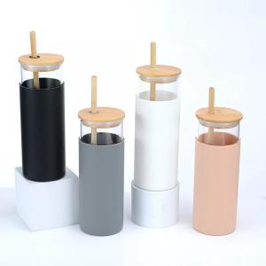 Quality Reusable Design 20oz 17oz Water Bottle Residential Glass Juice Tumbler Glass Drinking Bottle With Silicone Sleeve Eco Friendly Stylish wholesale