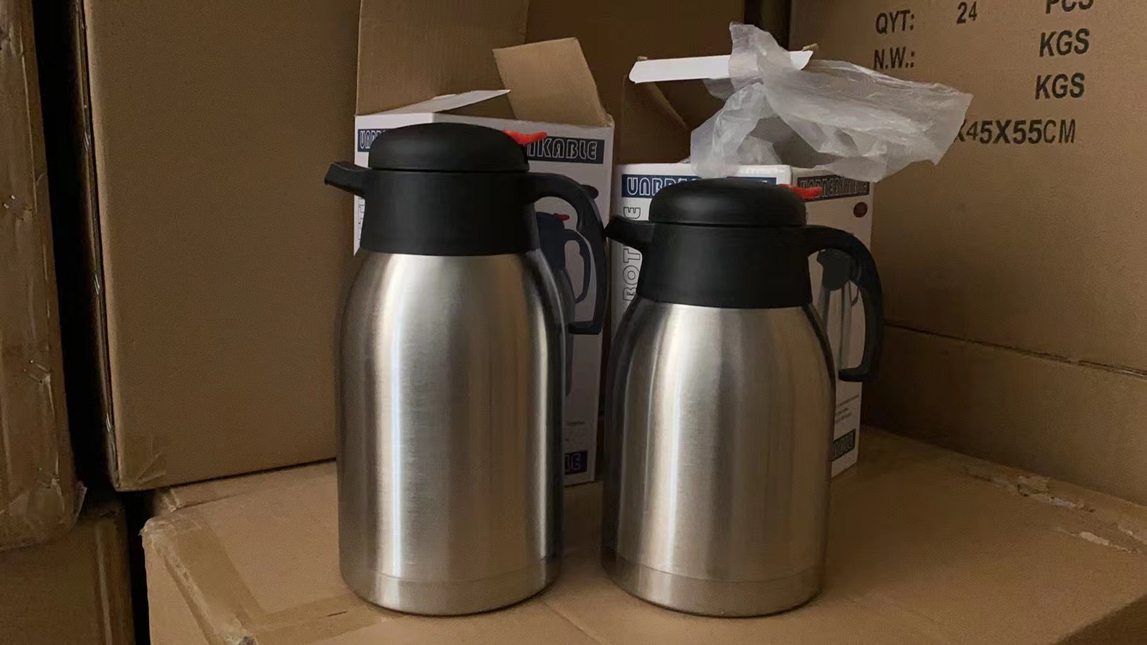 Stainless Vacuum Water Bottle Compact Whistling Tea Coffee Kettle with Classic Design