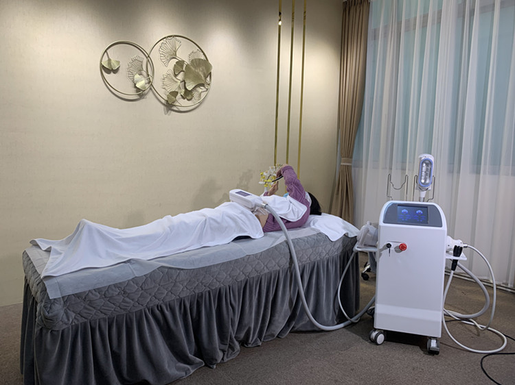 Vacuum Anti Cellulite RF Weight Loss Equipment Slimming Machine Weight Loss