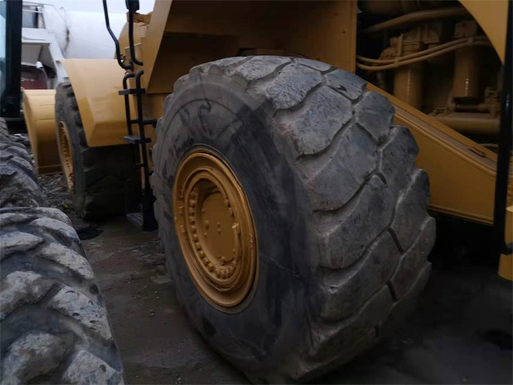 Japan's Popular 30 Ton Wheel Loader Caterpillar 980G at Low Hours