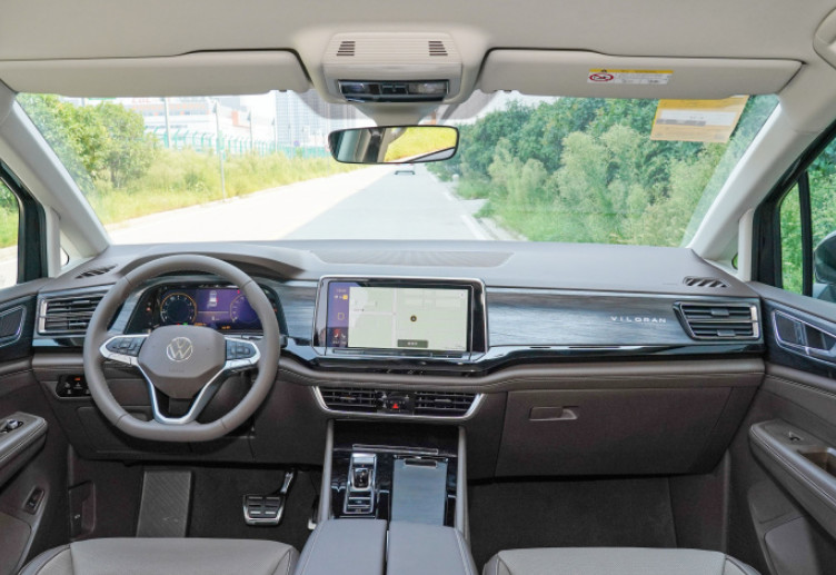VW VILORAN 2023 380TSI Zunchi Version Medium Large MPV 5 Door 7 Seats