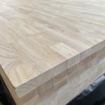 Smooth Lightweight Rubber Wood Sheet , Width 122cm Finger Jointed Hardwood
