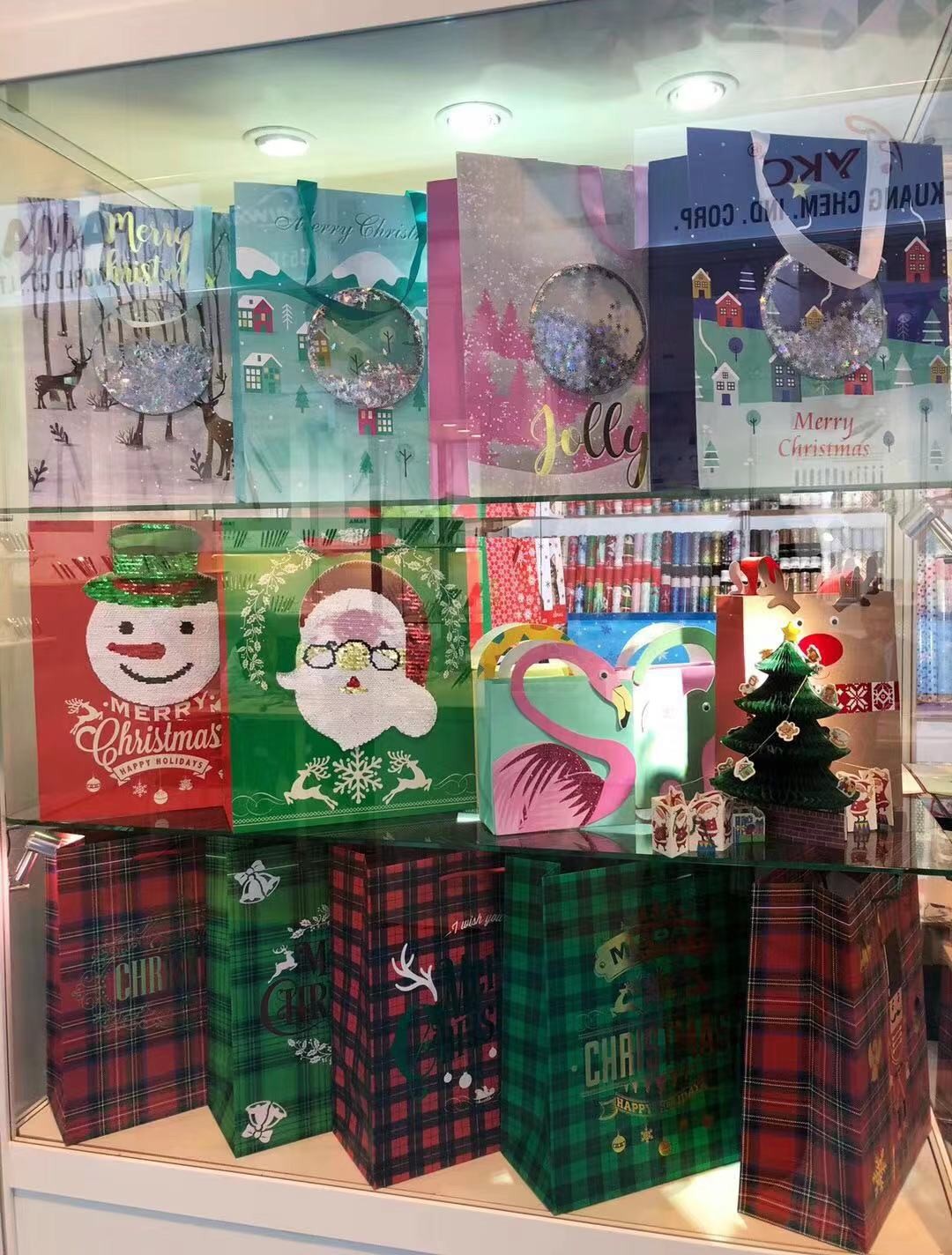 Reusable Merry Xmas Gift Bags , Mini To Big Jumbo Kids Christmas Gift Bags Cute