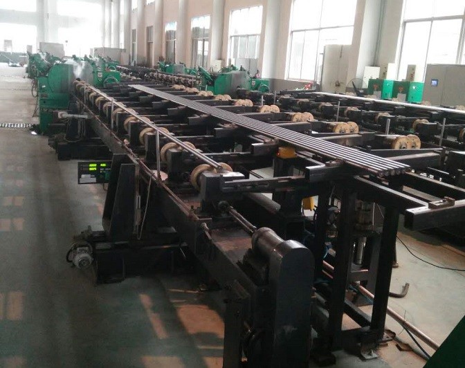 1m - 8m Hydraulic Piston Rods Quenched / Tempered CK45 , 42CrMo4