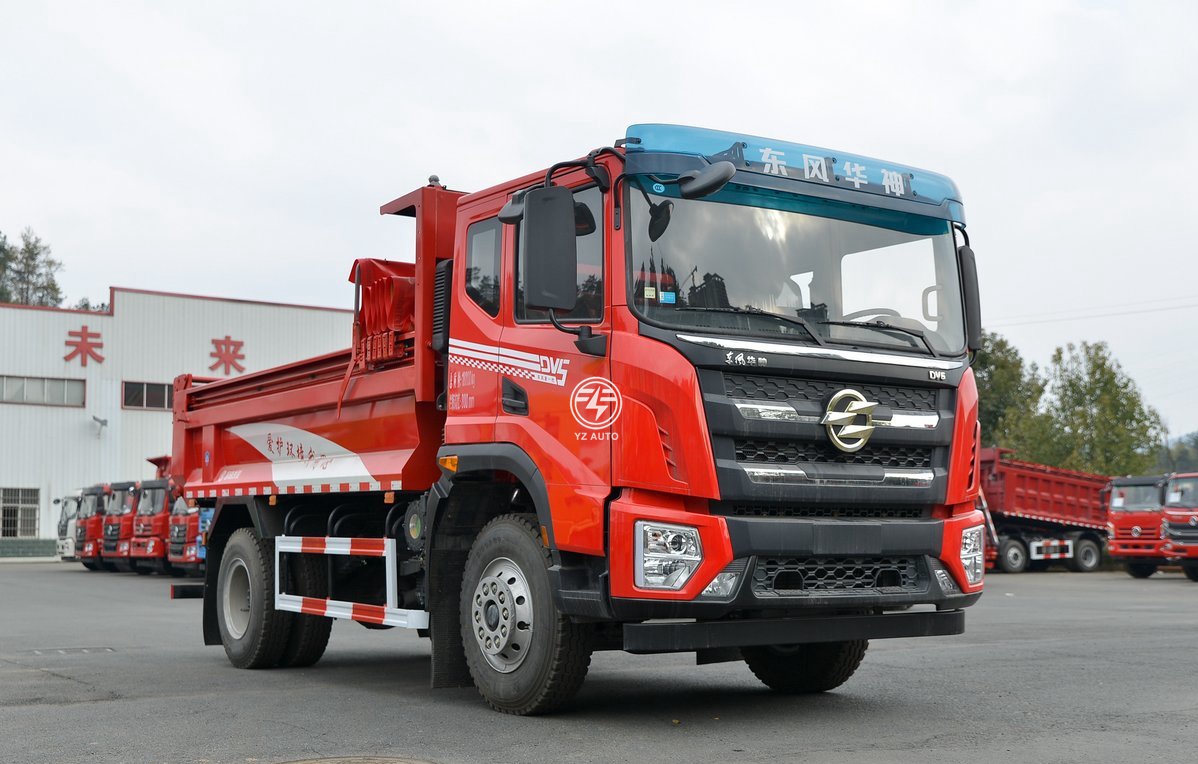 Euro 6 Emission Standard 20T Heavy Dump Truck With 8x4 Drive Wheel And Engine Capacity