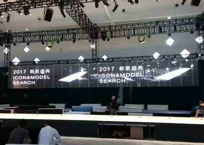 Advertising Transparent Led Screen Display 256 level Brightness 1920HZ