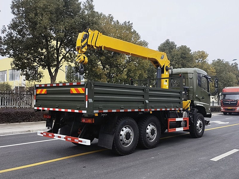 China Dongfeng KR 6.3T Truck Mounted Mobile Crane For Bridges Subways Buildings