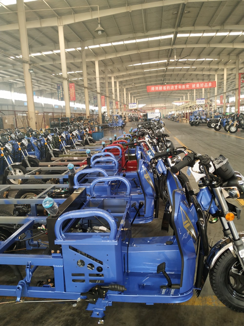 2.5m*1m Passenger Tricycles Motorized