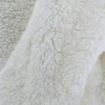 Stitch-Bonded Nonwoven Technics 100% Polyester Knitted Warm Soft White Color