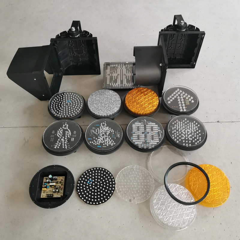 Detachable Aspect 200MM 4-Aspect RYG Ball With Countdown Timer Road Traffic Light
