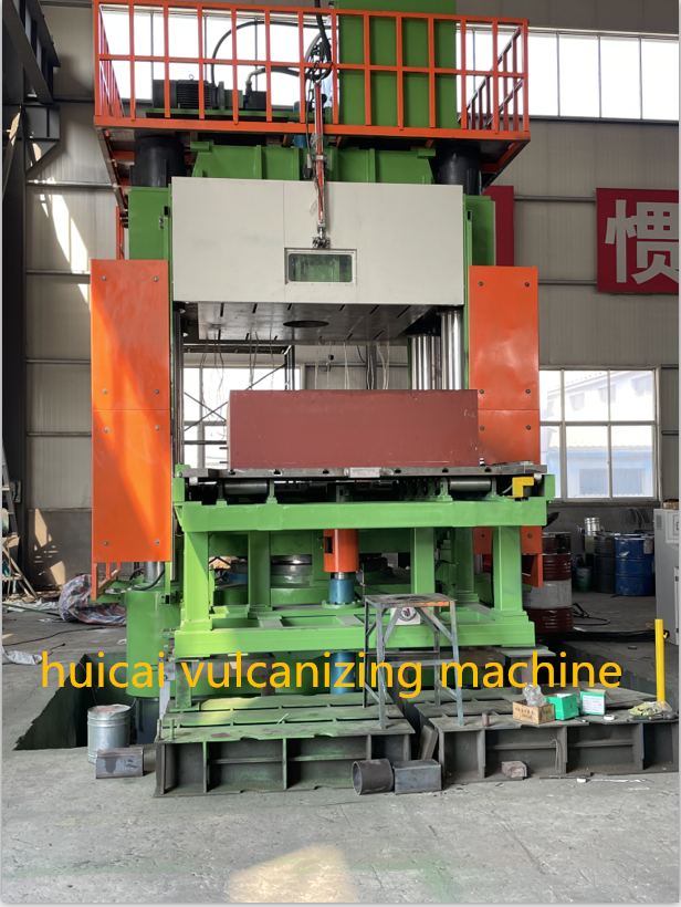 Large Solid Tyre Vulcanizing Machine with Automatic Operation Weight KG 20000 KG