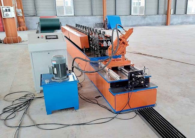 C / U Gypsum Channel Roll Forming Machine , Ceiling Channel Roll Forming Machine High Strength