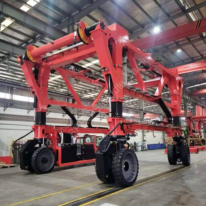 80T Container Straddle Crane, Mobile Gantry Crane Truck, Container Stacker, Customized Straddle Carrier